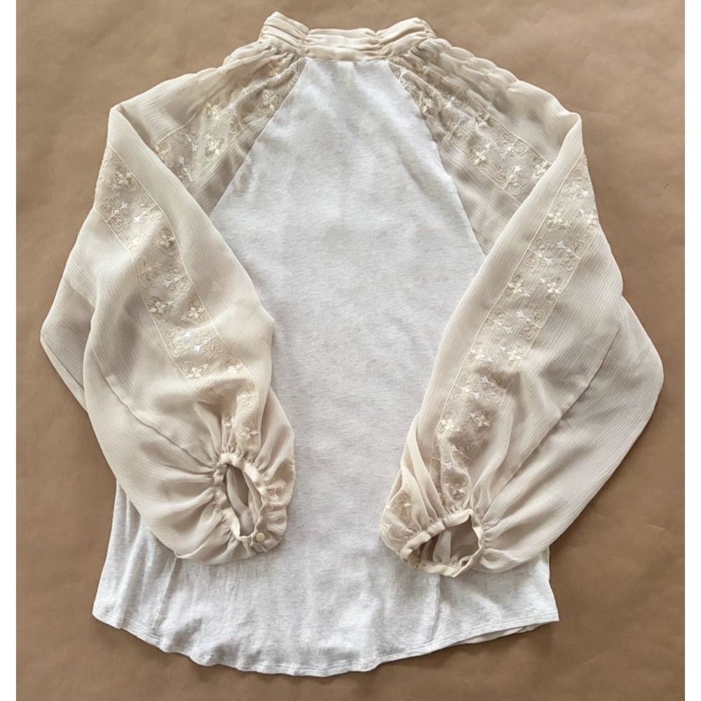 TINY Anthropologie Maud Victorian Cutout Top Embroidered Women's Small Romantic - Picture 8 of 12
